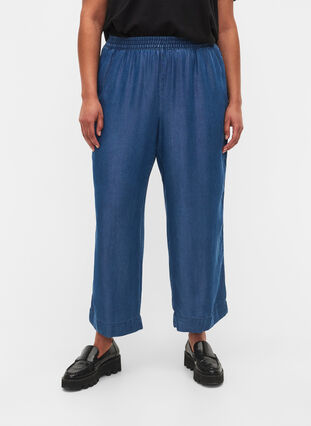 Pantalon en jean ample en lyocell (TENCEL™), Dark Blue, Model image number 2