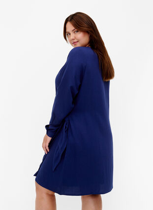 Robe à manches longues en viscose au look enveloppant, Medieval Blue, Model image number 1