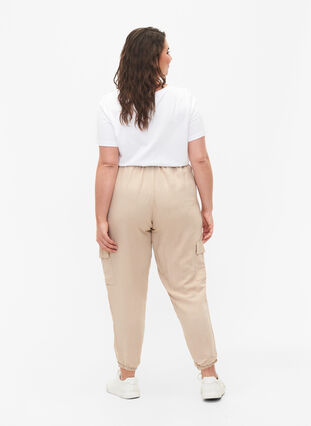 Pantalon ample en viscose avec grandes poches, Oxford Tan, Model image number 1
