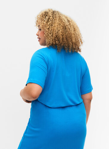 T-shirt en viscose avec structure côtelée, Ibiza Blue, Model image number 1