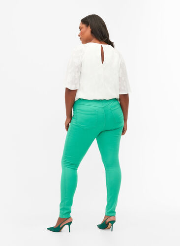 Amy jeans met hoge taille en super slanke pasvorm, Holly Green, Model image number 1